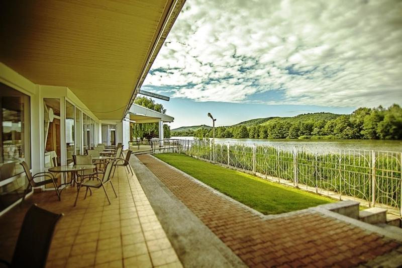Hotel Star Piteşti Exteriér fotografie