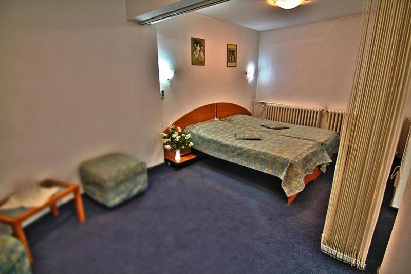 Hotel Star Piteşti Pokoj fotografie